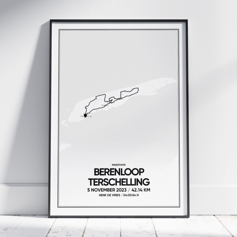 2022 Berenloop Terschelling Marathon Poster met kader met kaart
