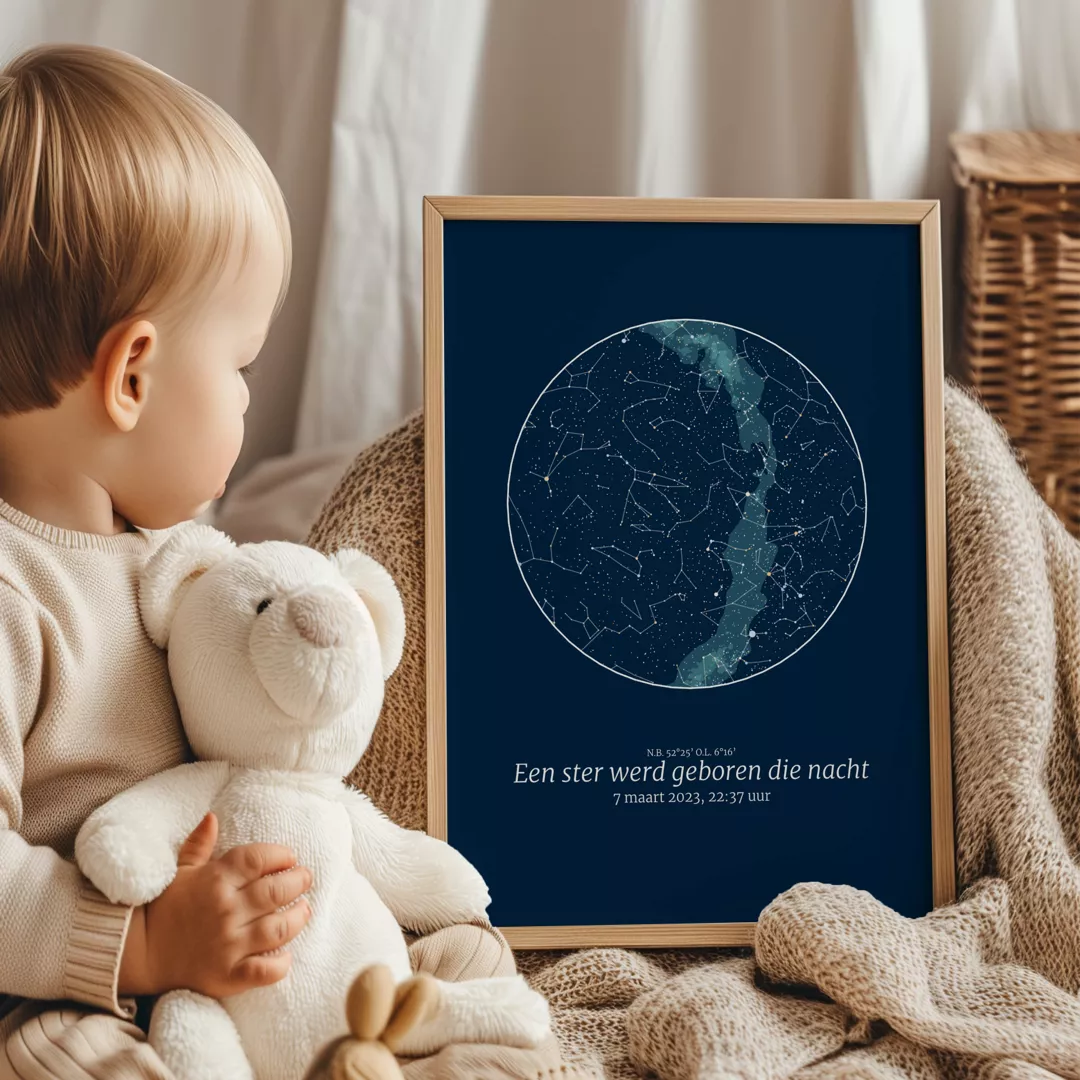 Sterrenkaart babykamer met eiken lijst