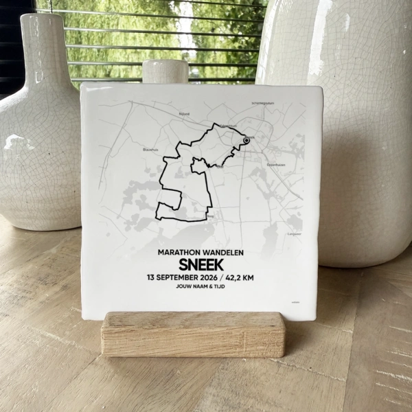 Marathon Sneek wandelen tegeltje 2026