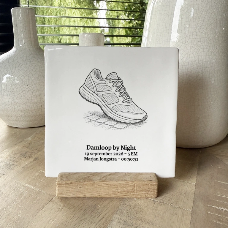 Damloop by Night tegeltje 2026 met naam