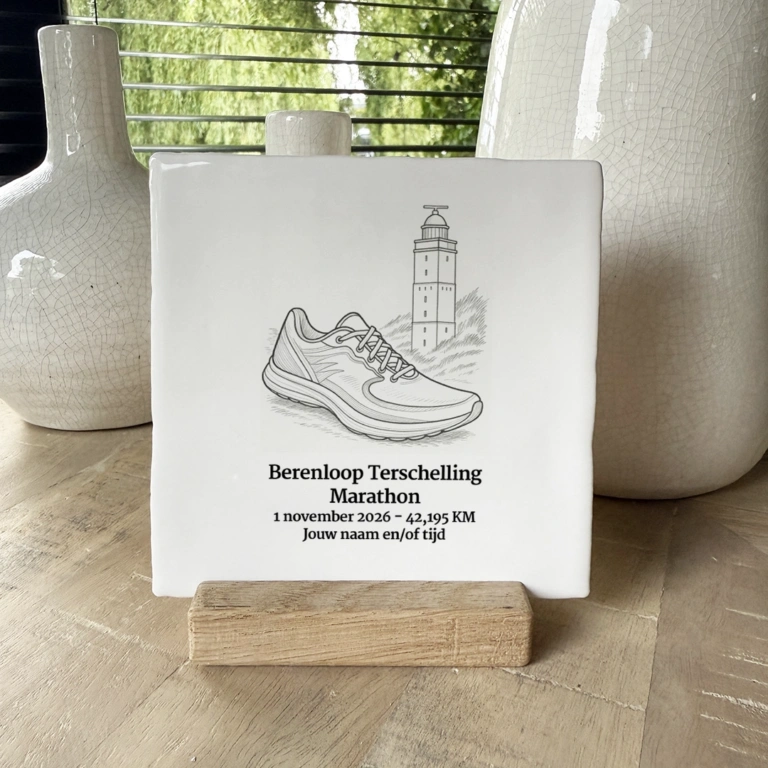 Berenloop Terschelling tegeltje 2026 Brandaris met naam