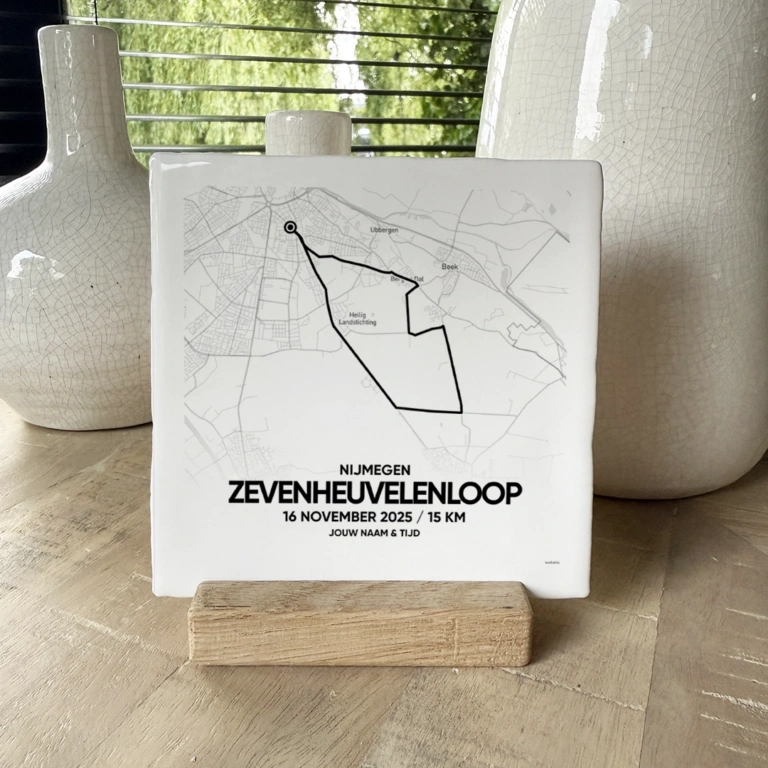 Zevenheuvelenloop tegeltje 2025